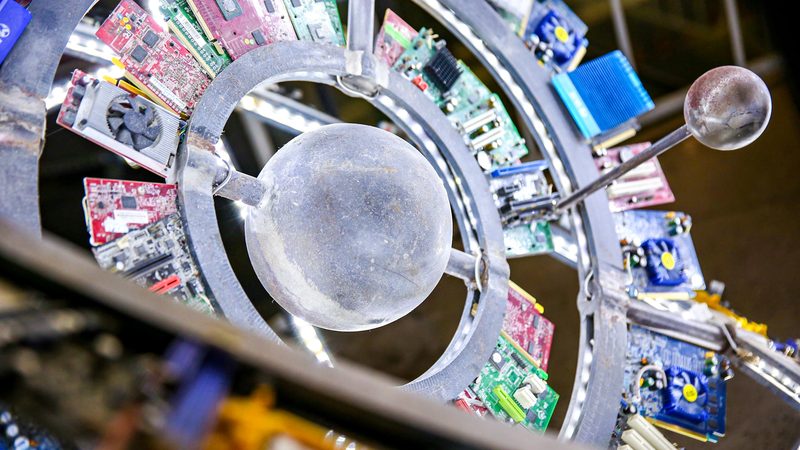 企业数字化工具：如何选择合适的厂家直销方案**